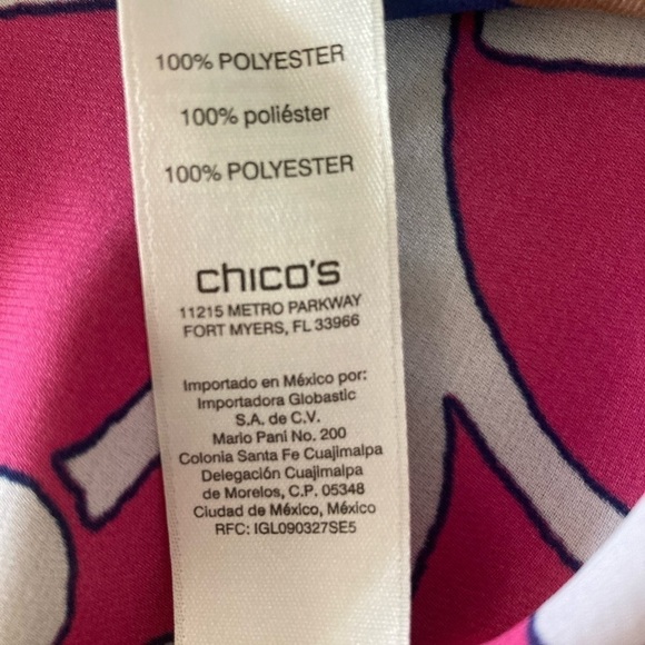 Gorgeous top size 0 Chico’s bell sleeves size 4 Small - Picture 6 of 12